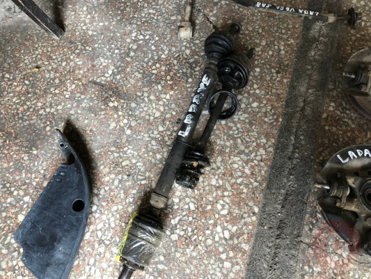 LADA VEGA SAĞ AKS , LADA VEGA SOL AKS TAKIMI ORJİNAL ÇIKMA