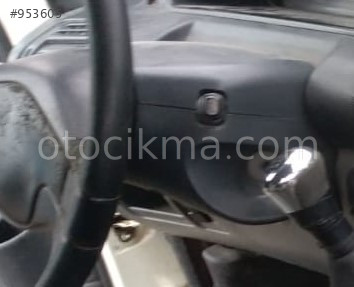 2002 model peugeot expert 1.9 dizel çıkma direksiyon bakalit