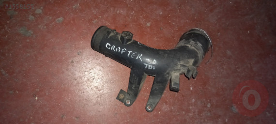 VOLKSWAGEN CRAFTER 2.0 ÇIKMA ORJİNAL TURBO BORUSU