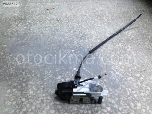 ARAÇTAN SÖKME VE ÇIKMA KIA CEED KAPI KİLİDİ MEVCUT
