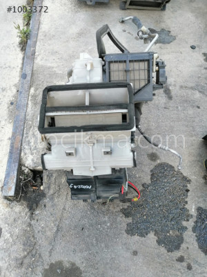 MAZDA 3 KALORİFER KAZANI ÇIKMA PARÇA