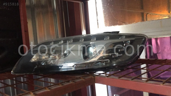 AUDİ Q7 SOL FAR VE TÜM ÇIKMA YEDEK PARÇALAR