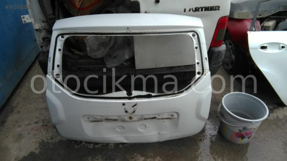 dacia duster orjinal ön kaput çıkma
