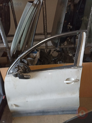 volkswagen tiguan sol ön kapi kilidi cikma