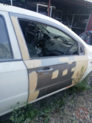 chevrolet aveo t250 sedan komple sağ ön kapı.