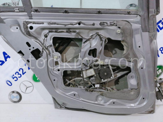 BMW 3 SERİSİ E90 KASA ARKA SOL CAM KALDIRMA MOTORU 9030221