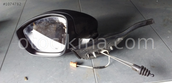 peugot 2008 ayna sol elektrikli