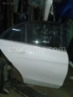 MERCEDES C200 SAĞ ARKA KAPI GÜÇMANLAR OTO