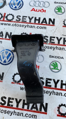 5C6864255 vw jetta orta konsol arka havalandırma kanalı