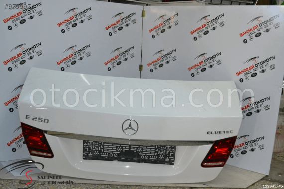 MERCEDES E SERİSİ E250 BAGAJ KAPAĞI