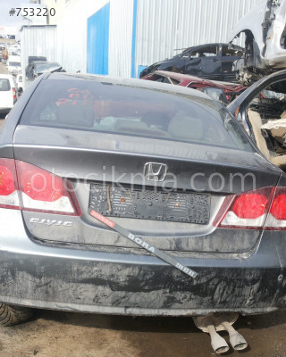 2011 HONDA CİVİC 1.6 ÇIKMA BAGAJ CAMI.