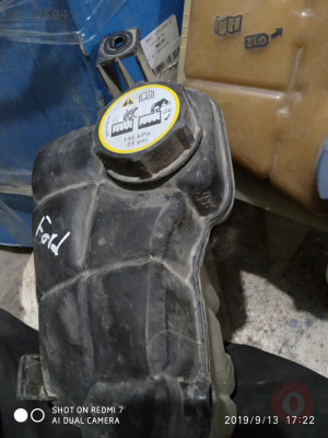 FORT MONDEO CAM SU BİDONU