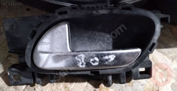 PEUGEOT 208 SOL İÇ KAPI KOLU ÇIKMA ORJİNAL