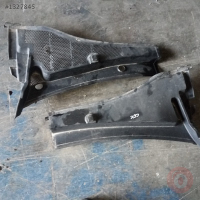 Citroen C-ELYESE çıkma ön cam ızgarası