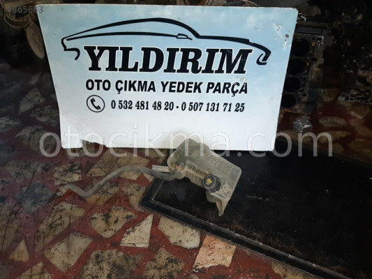 RENAULT MEGAN 2 YEDEK SU DEPOSU