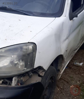 2006 peugeot partner 1.9 çıkma sol ön çamurluk