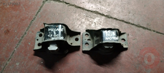 RENAULT MEGANE-2 1.5 ÇIKMA ORJİNAL MOTOR KULAĞI