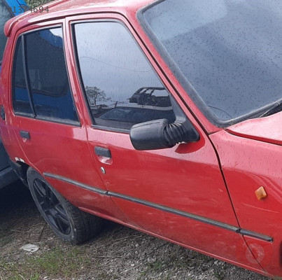 peugeot 205 1.4 benzinli çıkma sağ takım kapı