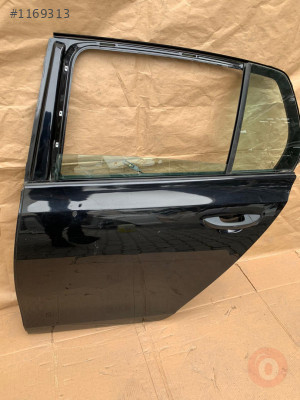 VW GOLF 6 09-12 SOL ARKA KAPI HATASIZ DOLU SİYAH 5K6833055K