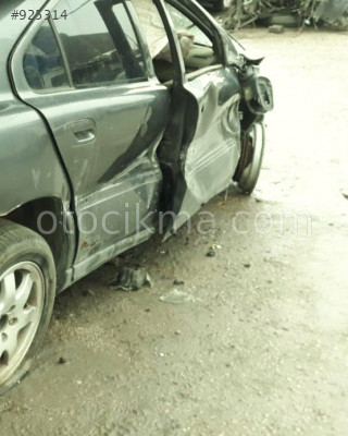 2001 VOLVO ÇIKMA SAĞ MARŞBİYEL.