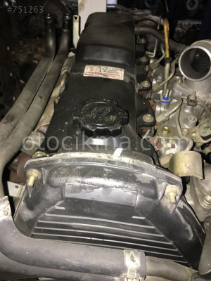 1999 TOYOTA HİLUX LN145  ÇIKMA SİLİNDİR KAPAĞI