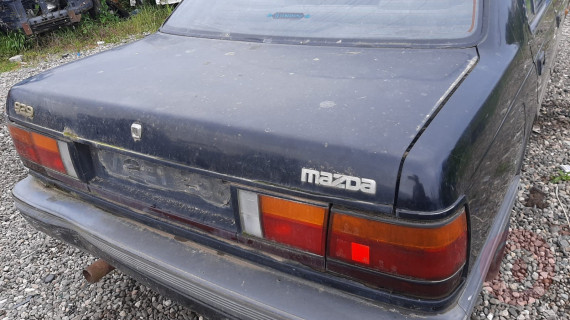 mazda 929 çıkma bagaj kapağı