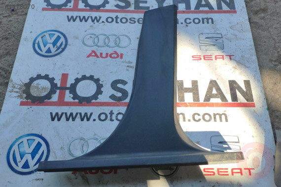8A61-A243W06 ford fiesta orta sağ direk alt kaplaması