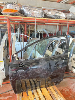 RENAULT CLİO 4 ORİJINAL ÇİKMA SOL ON KAPI GUL OTOMOTIV