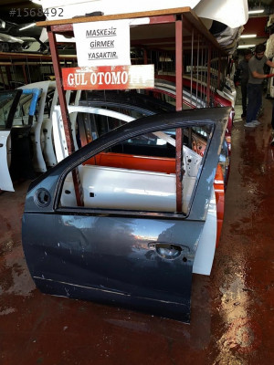 DACIA DUSTER ORJ CIKMA ON SOL KAPI GÜL OTOMOTIV