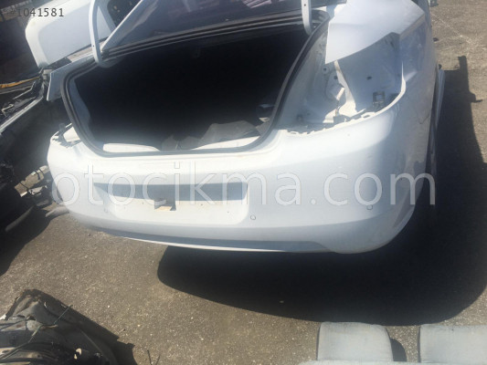 Peugeot 301 arka tampon hatasız orjinal çıkma