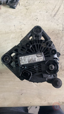 RENAULT MEGANE 2 KANGOO 2 SCENİC 2 8200386806  ŞARJ DİNAMOSU