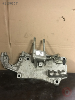 Fiat Doblo 1.3 Mtj Motor Bağlantı Ayağı 55208369