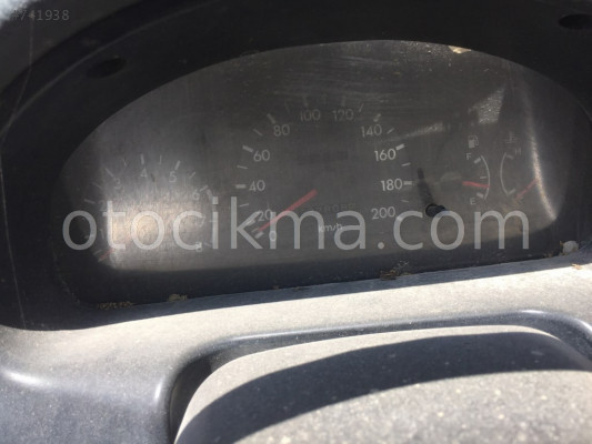 HYUNDAİ ACCENT 1.3 KM SAATİ