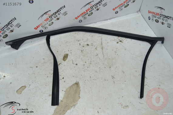 MERCEDES C SERİSİ A204 W204 SOL ÖN KAPI FİTİLİ