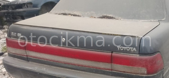 toyota corona 2.0 çıkma bagaj kapağı