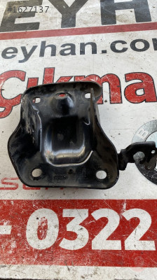 2Q0501546G skoda scala sağ arka dingil şase bağlantı yuvası