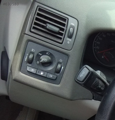 2007 VOLVO S40 ÜFLEME PANELİ ÇIKMA.