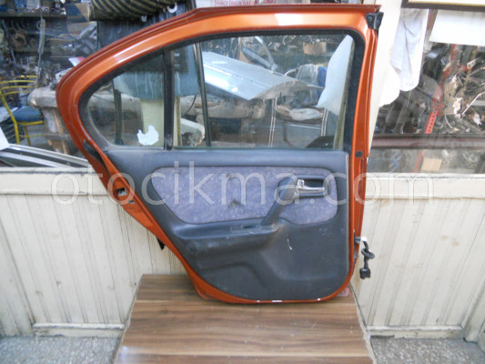 NİSSAN PRİMERA SOL ARKA KAPI DÖŞEMESİ 1995-2000 MODEL