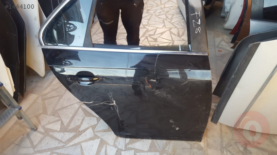 VOLKSWAGEN JETTA ÇIKMA SAĞ ARKA KAPI DIŞ CAM FİTİLİ ORJİNAL