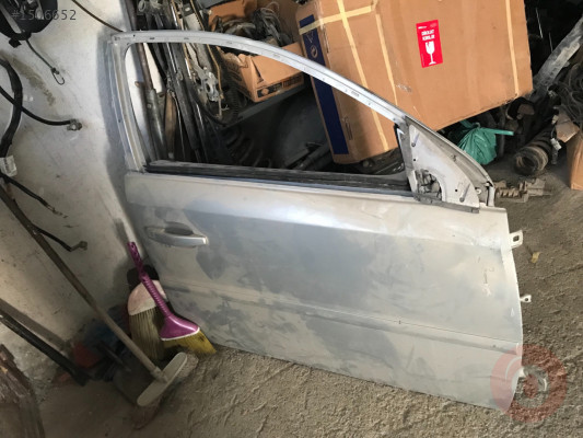 OPEL VECTRA C ÇIKMA SAĞ ÖN KAPI