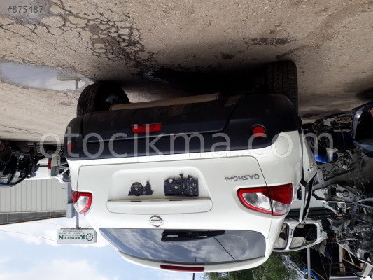 2011 NİSSAN QASHQAİ HATASIZ SİSLİ ARKA TAMPON.