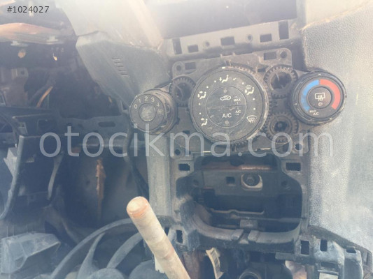 Ford Fiesta klima kontrol paneli hatasız orjinal çıkma