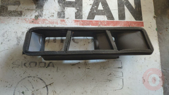 5K1819347B vw golf 6 kalorifer üst hava kanalı