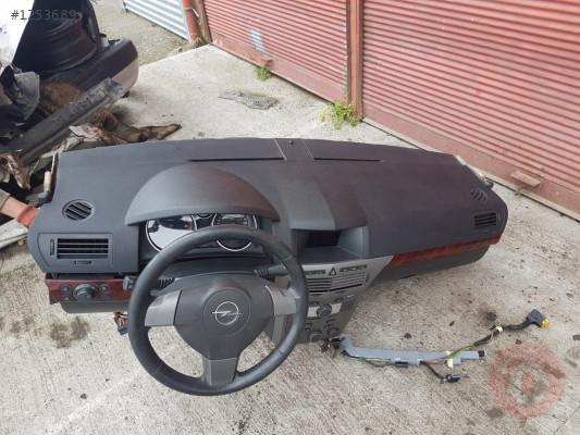 OPEL ASTRA H DİREKSİYON AİRBEG ORJİNAL ŞÖFÖR AİRBEĞİ