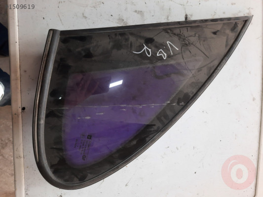 Opel vectra b cd arka kelebek camı çıkma orjinal