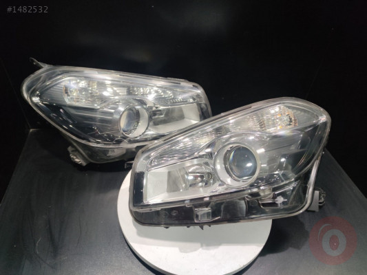 Nissan Qashqai Sağ Sol Far 2007 12 1EL010335-25 1EL010335-32