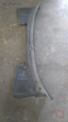 opel vectra b çıkma cam önü ızgarası