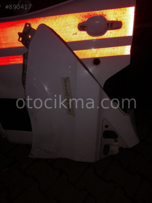 FORD COURİER SAĞ ÖN ÇAMURLUK MAHİR OTO'DAN ÇIKMA ORİJİNAL