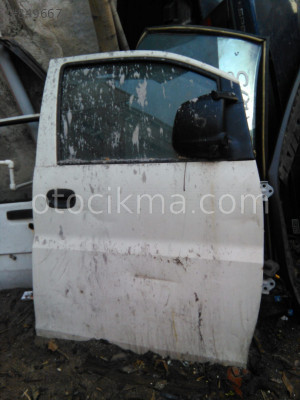ÇIKMA PARÇA HYUNDAİ STAREX DOLU SAĞ ÖN KAPI