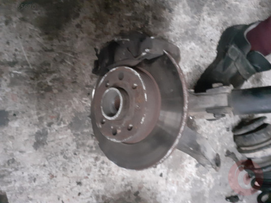 Opel combo b 1.7 1.4 arka dingil taşıyıcı poyra kampana